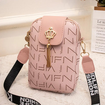 Trendy ladies bags, stylish casual tassel-embellished letter strap, printed crossbody bag